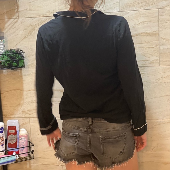 Victoria’s Secret black w/ white border stitching sleep button-down pajama shirt - Picture 8 of 15